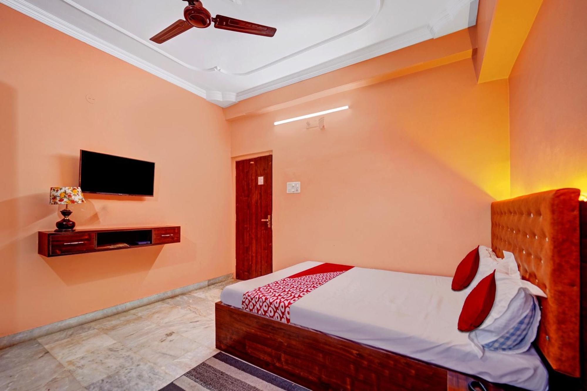 Hotel O Wellfood Inn Патна Екстериор снимка